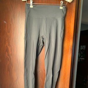 Grey fabletics leggings